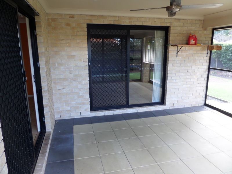 8 Paulina Street, Wellington Point QLD 4160