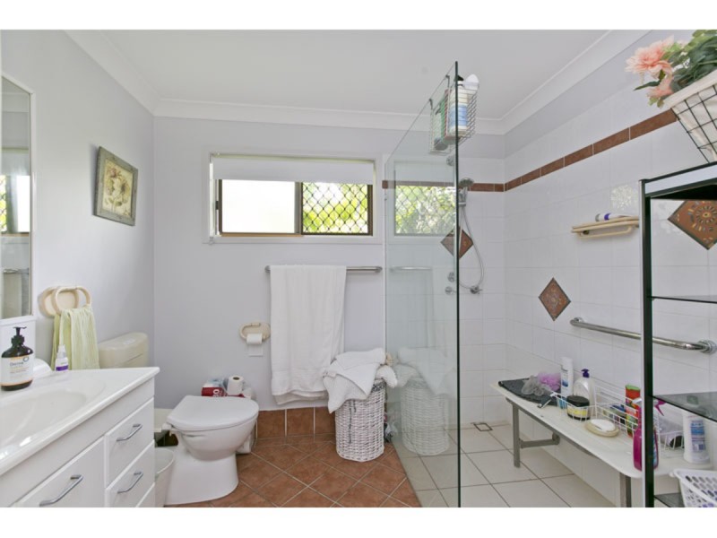 220 Thorneside Road, Thorneside QLD 4158