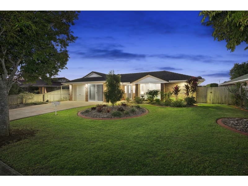 8 Ryan Court, Victoria Point QLD 4165