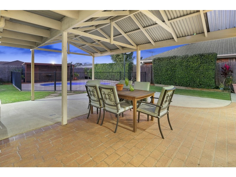 8 Ryan Court, Victoria Point QLD 4165