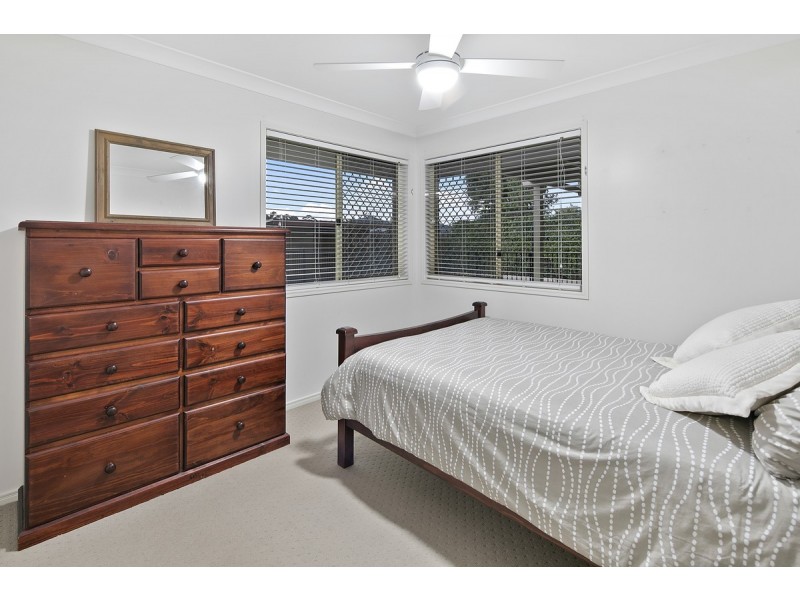 8 Ryan Court, Victoria Point QLD 4165