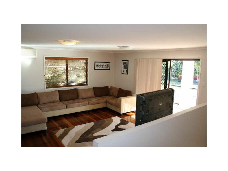 16 Larbonya Crescent, Capalaba QLD 4157