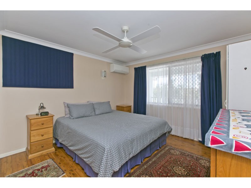 18 Peterson Street, Wellington Point QLD 4160