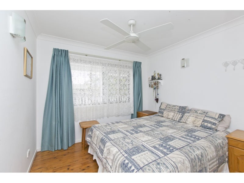 18 Peterson Street, Wellington Point QLD 4160