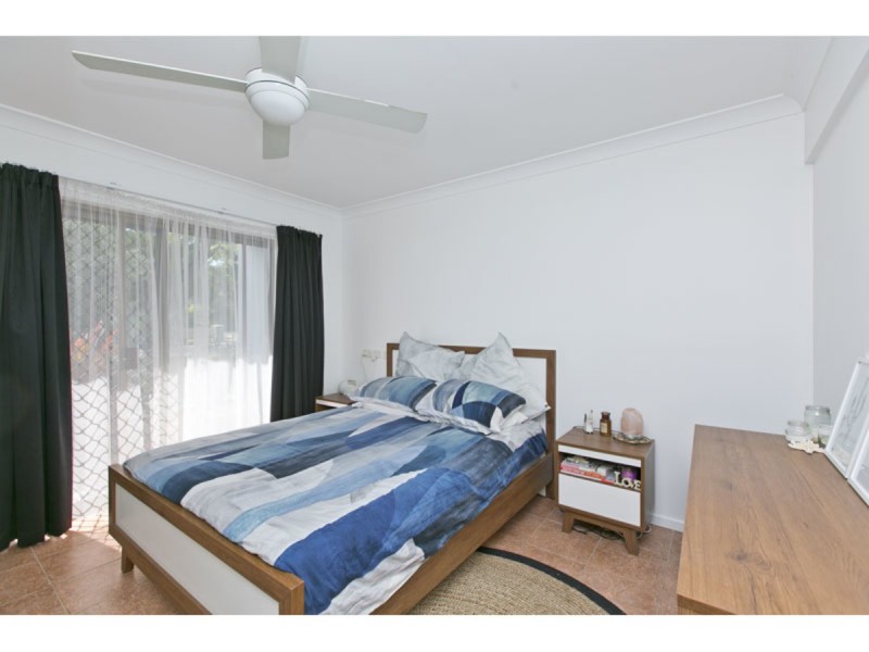 18 Peterson Street, Wellington Point QLD 4160