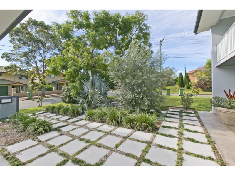 18 Peterson Street, Wellington Point QLD 4160