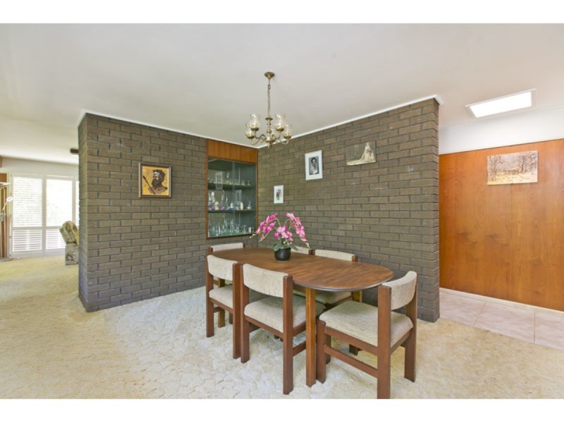 86 Charleton Street, Chandler QLD 4155