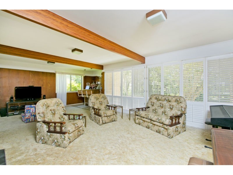 86 Charleton Street, Chandler QLD 4155