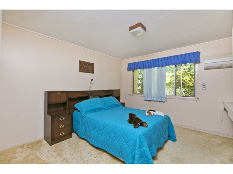 86 Charleton Street, Chandler QLD 4155