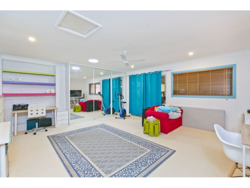 27 Chateau Street, Thornlands QLD 4164