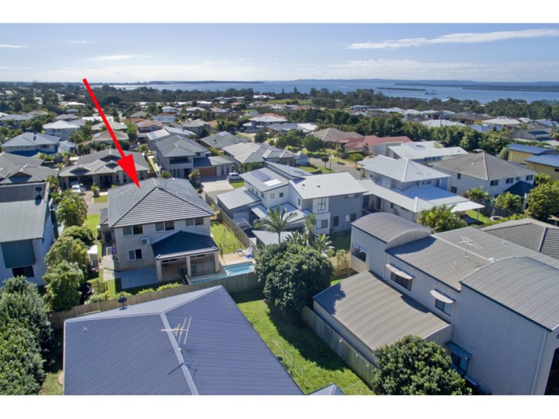 30 Huntly Place, Redland Bay QLD 4165