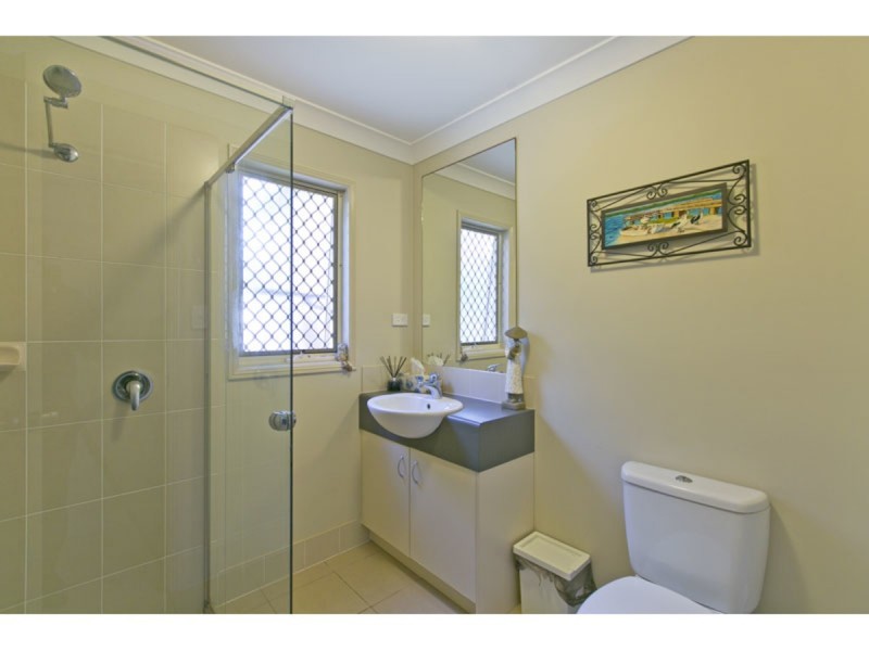 30 Huntly Place, Redland Bay QLD 4165