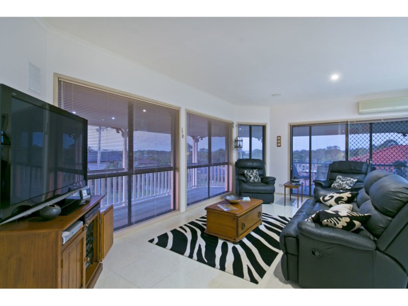 9 Kooringa Avenue, Cleveland QLD 4163