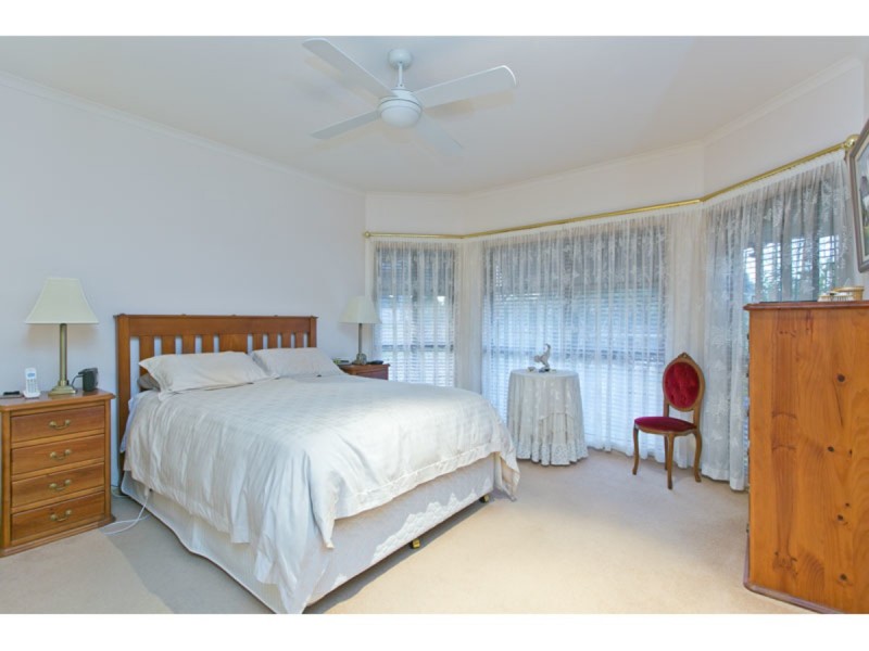 9 Kooringa Avenue, Cleveland QLD 4163