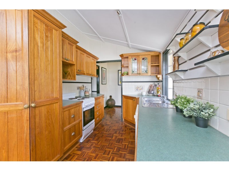 502 Main Road, Wellington Point QLD 4160