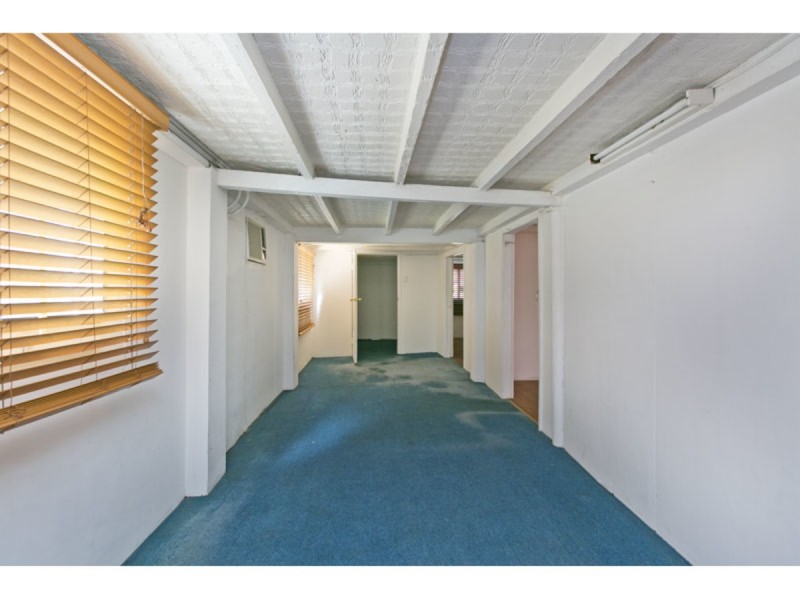 502 Main Road, Wellington Point QLD 4160