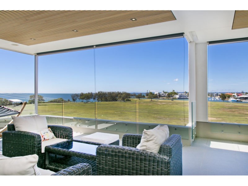 8 Sand Street, Raby Bay QLD 4163