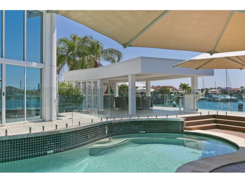 23-25 Voyagers Court, Raby Bay QLD 4163