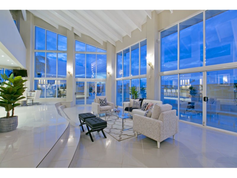 23-25 Voyagers Court, Raby Bay QLD 4163