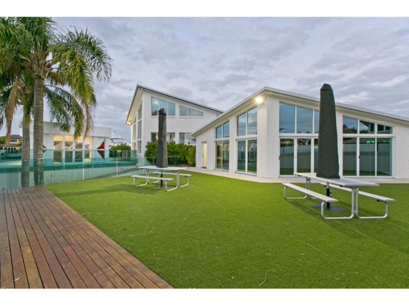 23-25 Voyagers Court, Raby Bay QLD 4163