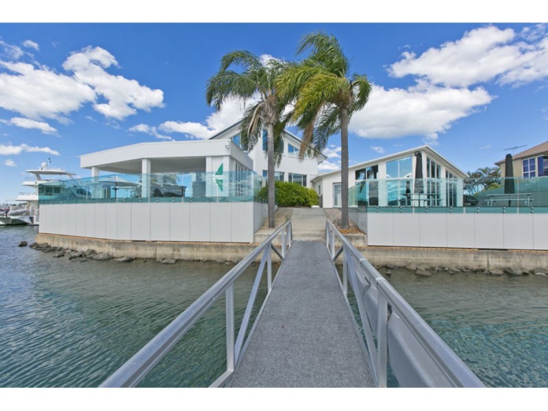 23-25 Voyagers Court, Raby Bay QLD 4163