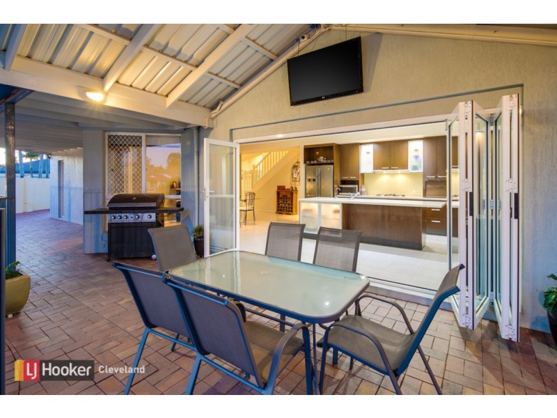 27 Mako Avenue, Birkdale QLD 4159