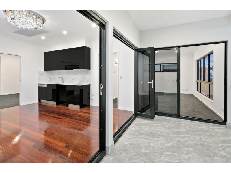 285 Main Road, Wellington Point QLD 4160