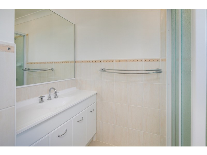 15 Riesling Street, Thornlands QLD 4164