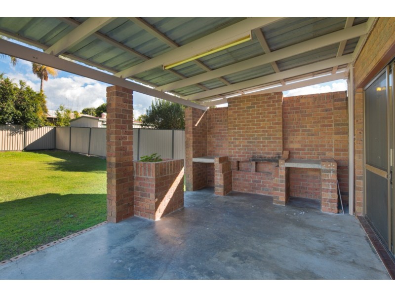15 Riesling Street, Thornlands QLD 4164