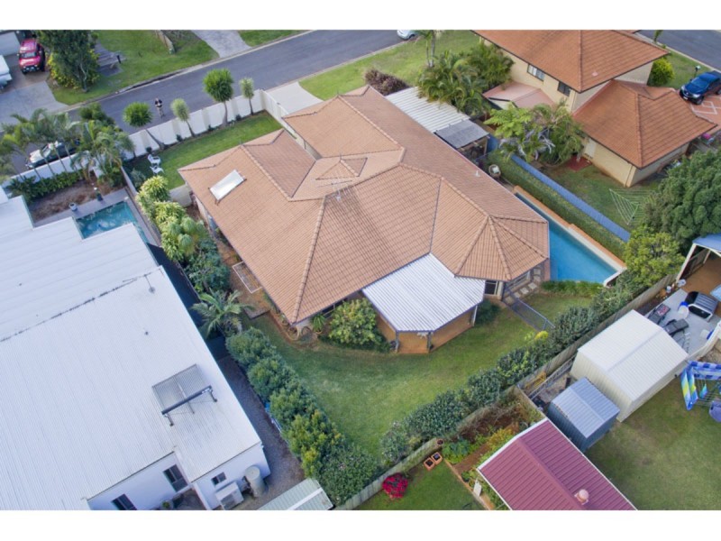2 Braemar Court, Redland Bay QLD 4165