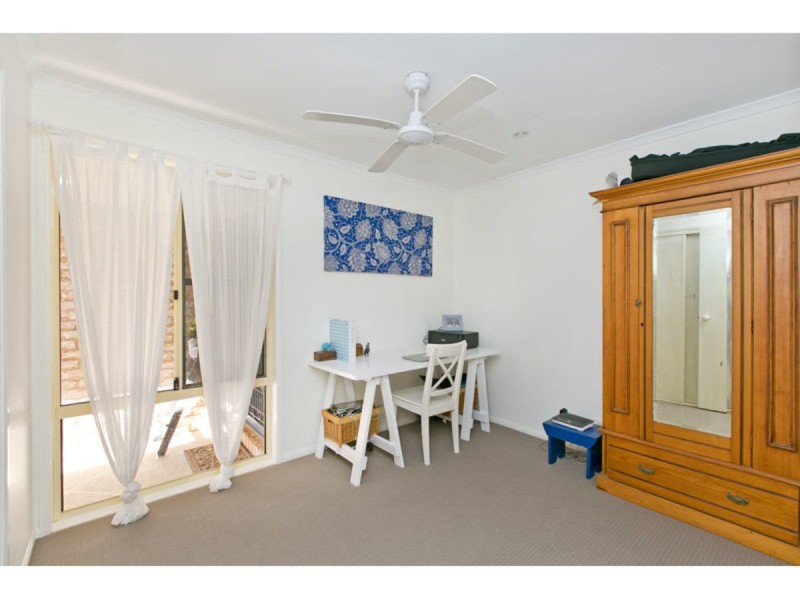 2 Braemar Court, Redland Bay QLD 4165