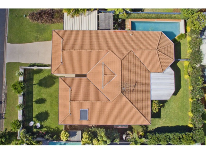 2 Braemar Court, Redland Bay QLD 4165