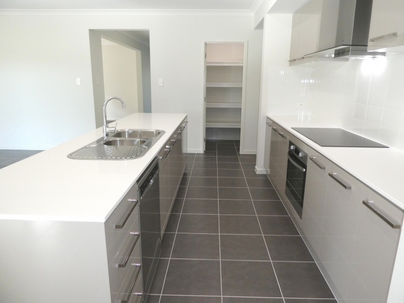 152A Bay Street, Cleveland QLD 4163