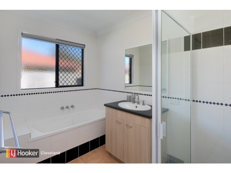 7 Creekside Circuit West, Victoria Point QLD 4165