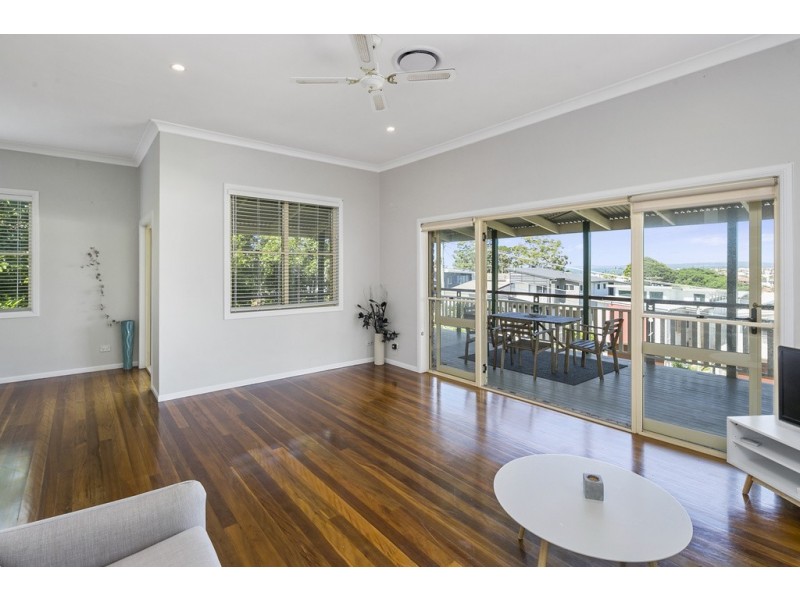 8 George Street, Ormiston QLD 4160