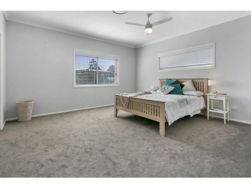 8 George Street, Ormiston QLD 4160