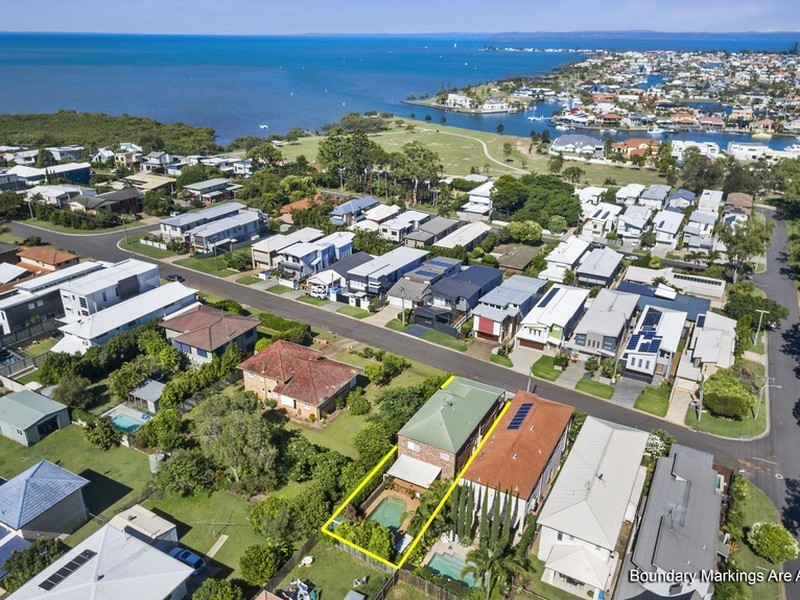 8 George Street, Ormiston QLD 4160
