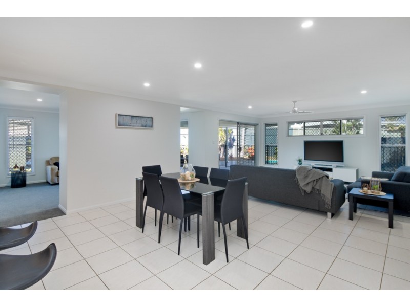 55 Ribonwood Street, Thornlands QLD 4164