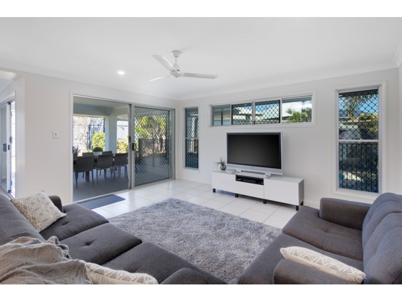 55 Ribonwood Street, Thornlands QLD 4164