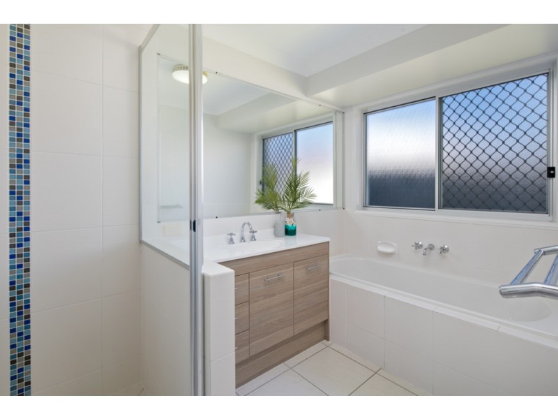 55 Ribonwood Street, Thornlands QLD 4164