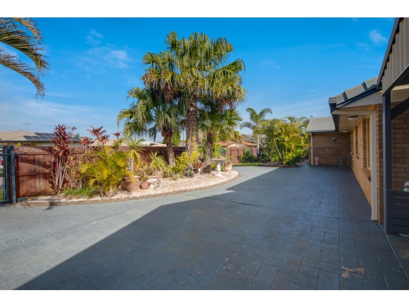 12 Nottingham Drive, Victoria Point QLD 4165