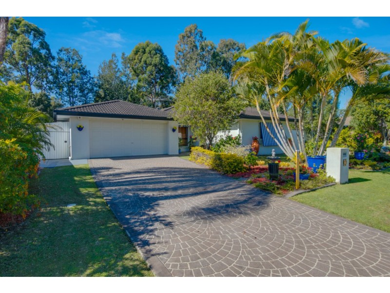 7 Pinelands Circuit, Redland Bay QLD 4165