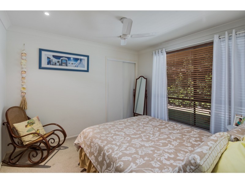 7 Pinelands Circuit, Redland Bay QLD 4165