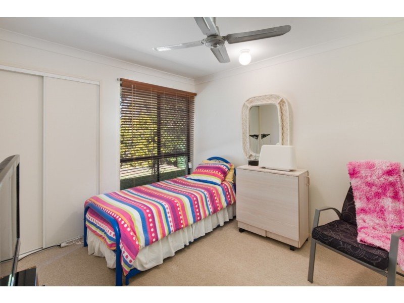 7 Pinelands Circuit, Redland Bay QLD 4165