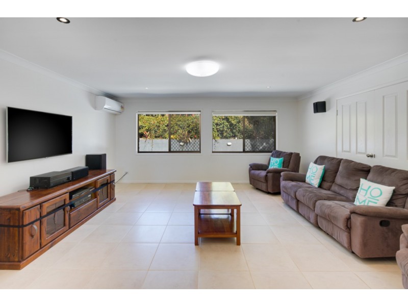 18 Fernbourne Road, Wellington Point QLD 4160