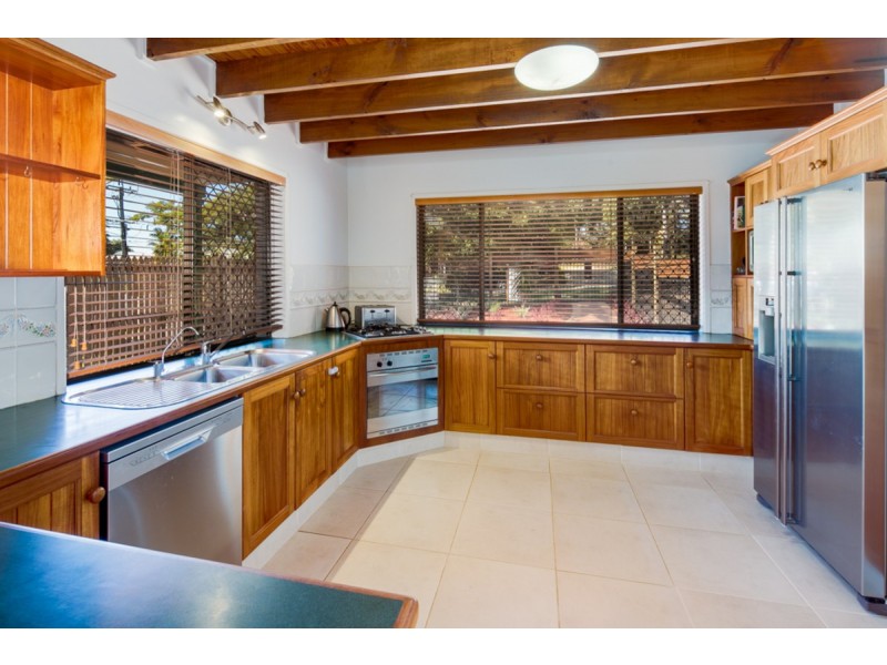 18 Fernbourne Road, Wellington Point QLD 4160