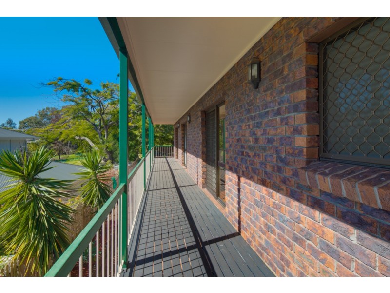 18 Fernbourne Road, Wellington Point QLD 4160