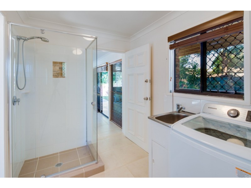 18 Fernbourne Road, Wellington Point QLD 4160