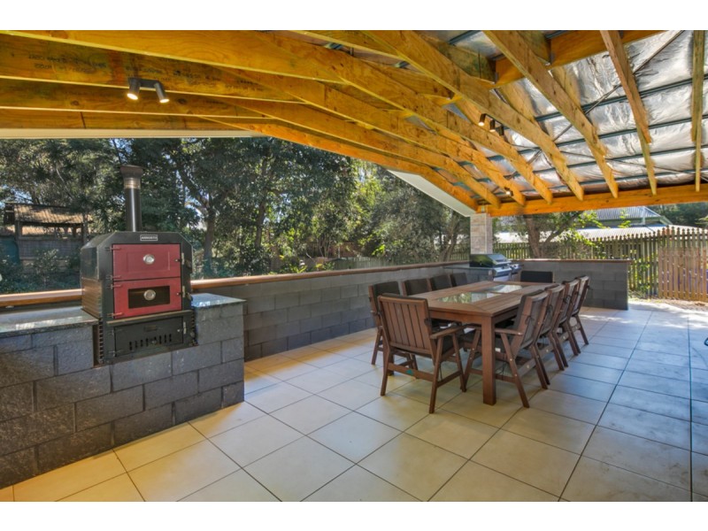 18 Fernbourne Road, Wellington Point QLD 4160