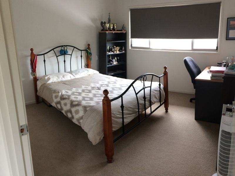 105 Broadwater Terrace, Redland Bay QLD 4165